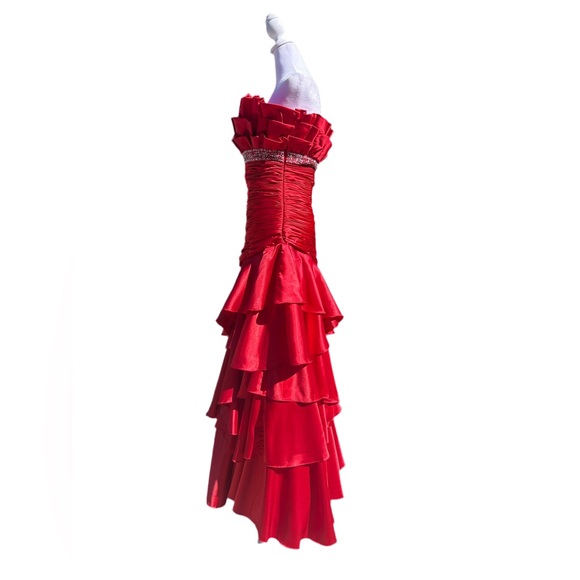 Size 8 Cinderella Red Ruffle Evening Gown - Picture 2 of 11